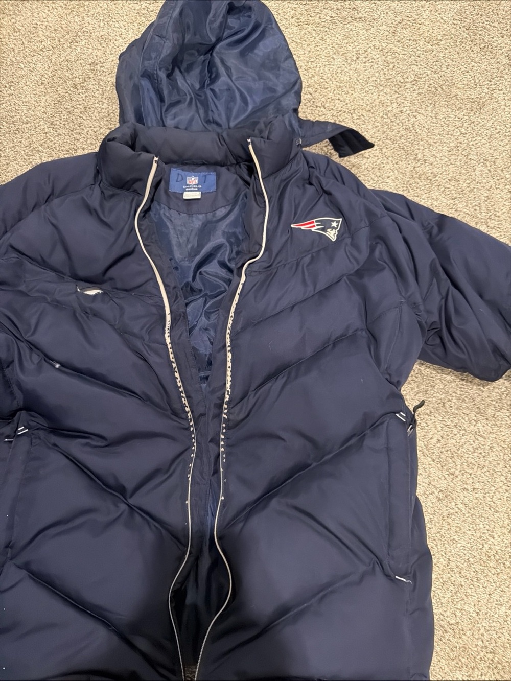New England Patriots Team Issued Sideline Puffer - vintage 2009